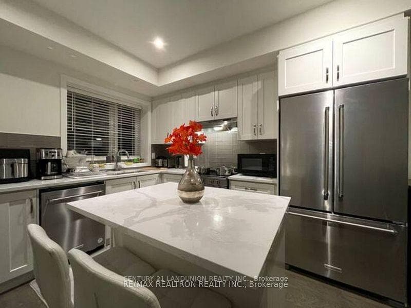 98 William Duncan Road, Downsview / Black Creek, ON M3K 0C7 - Photo 1