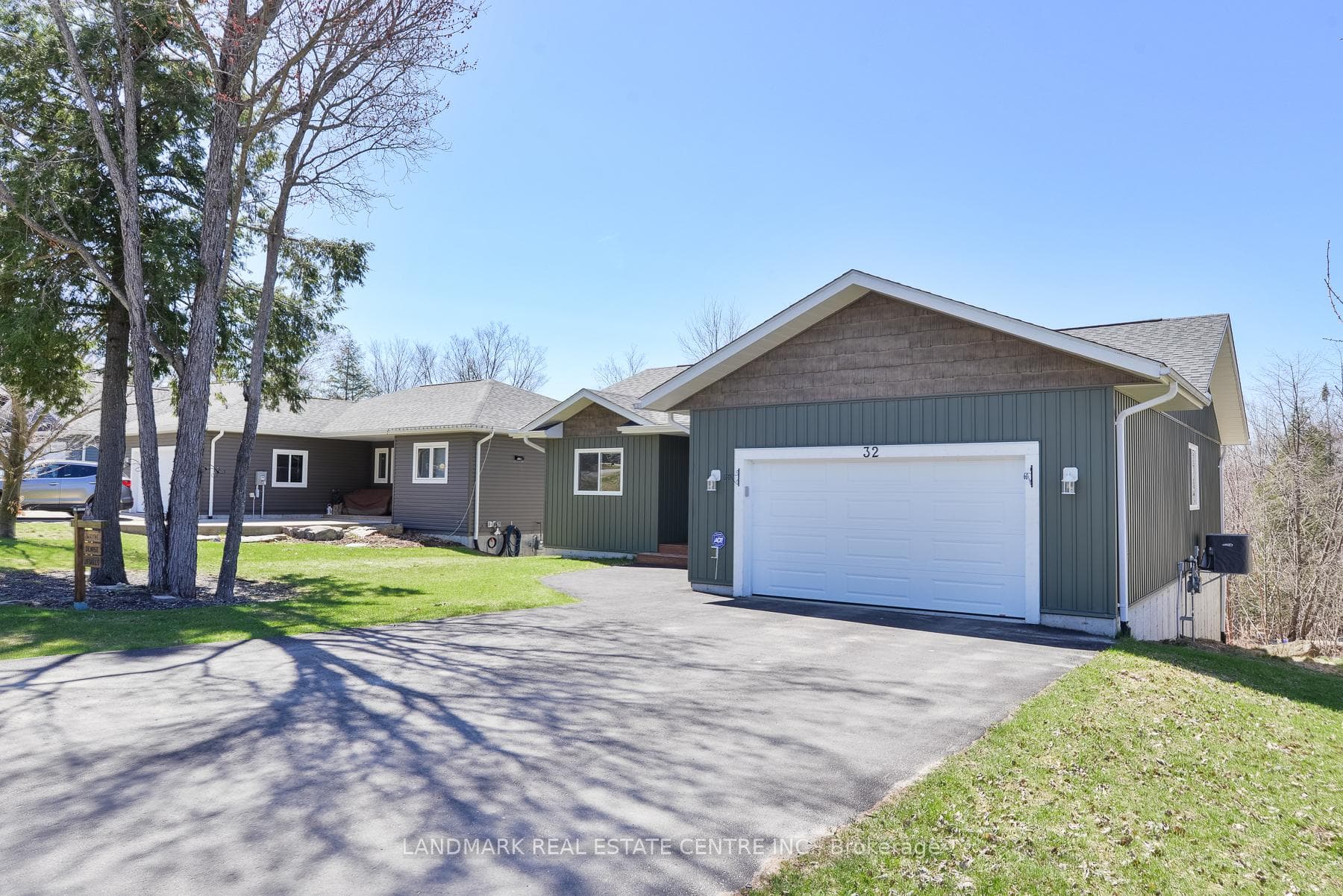 32 Goodwin Drive, Huntsville, ON P1H 2R3 - Photo 1