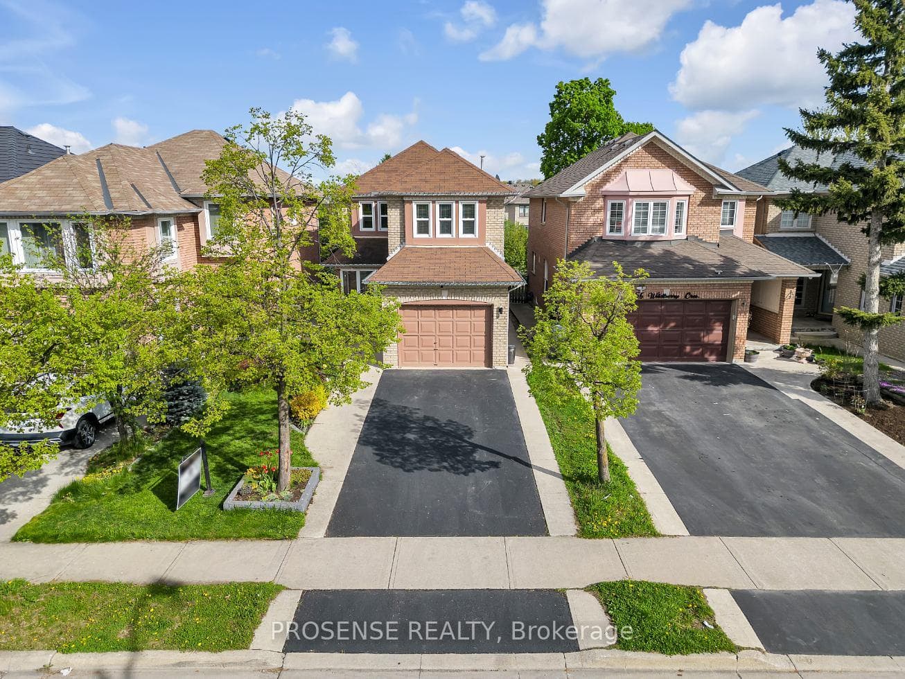 54 Wildberry Crescent, Brampton