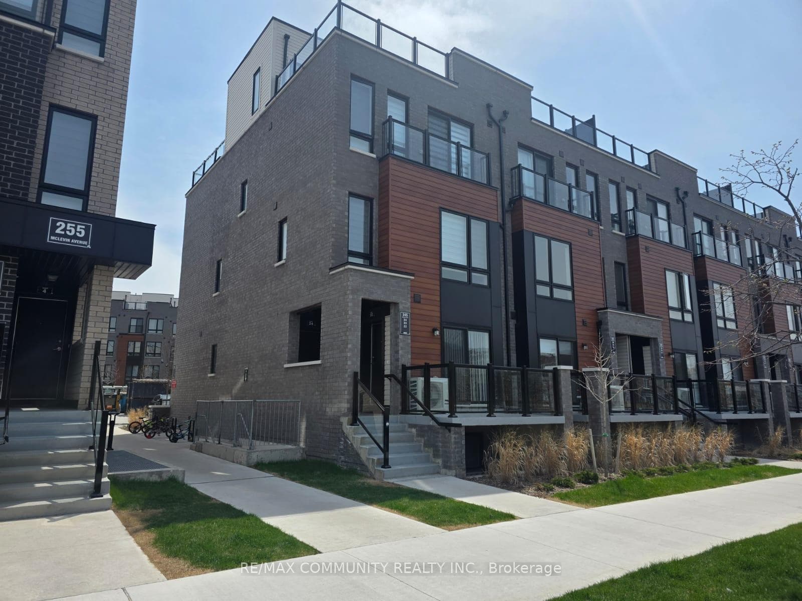 245 McLevin Avenue Unit 23, Scarborough (Morningside / West Hill), ON M1B 6C8 - Photo 1