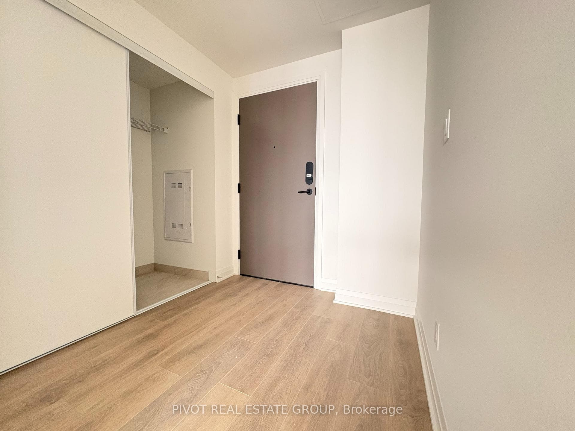 4015 The Exchange N/A Unit 5307, Mississauga, ON L5B 0N9 - Photo 1