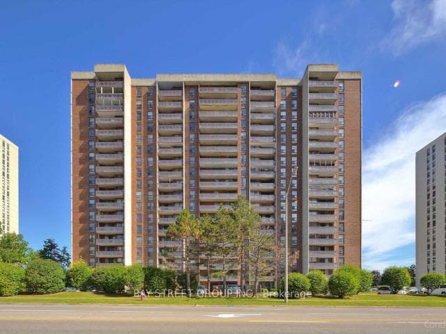 17 Knightsbridge Road Unit 804, Brampton, ON L6T 3X9 - Photo 1