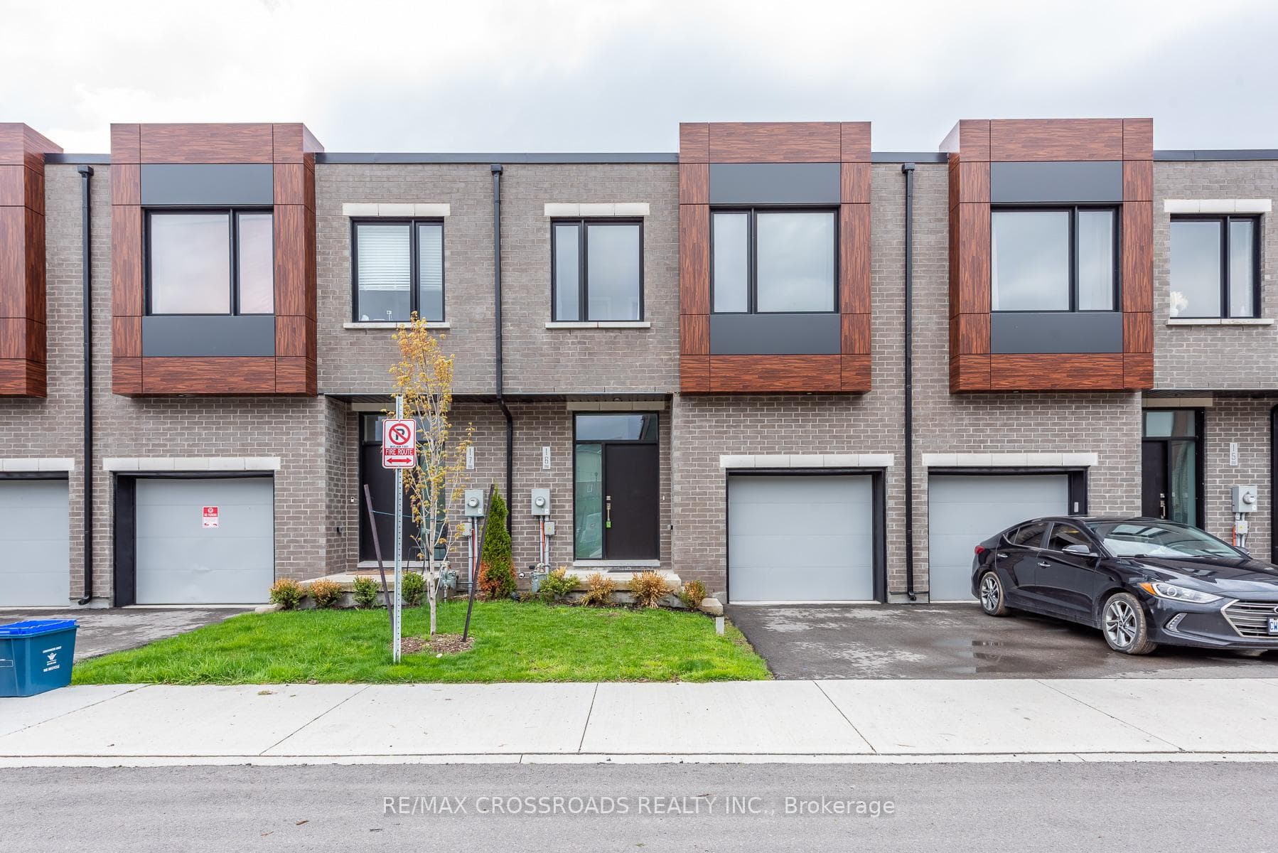 416 Dundas Street Unit 16, Cambridge, ON N1T 0E6 - Photo 1