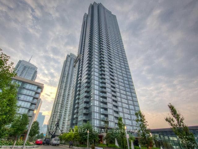 11 Brunel Court Unit 3211, Toronto C01