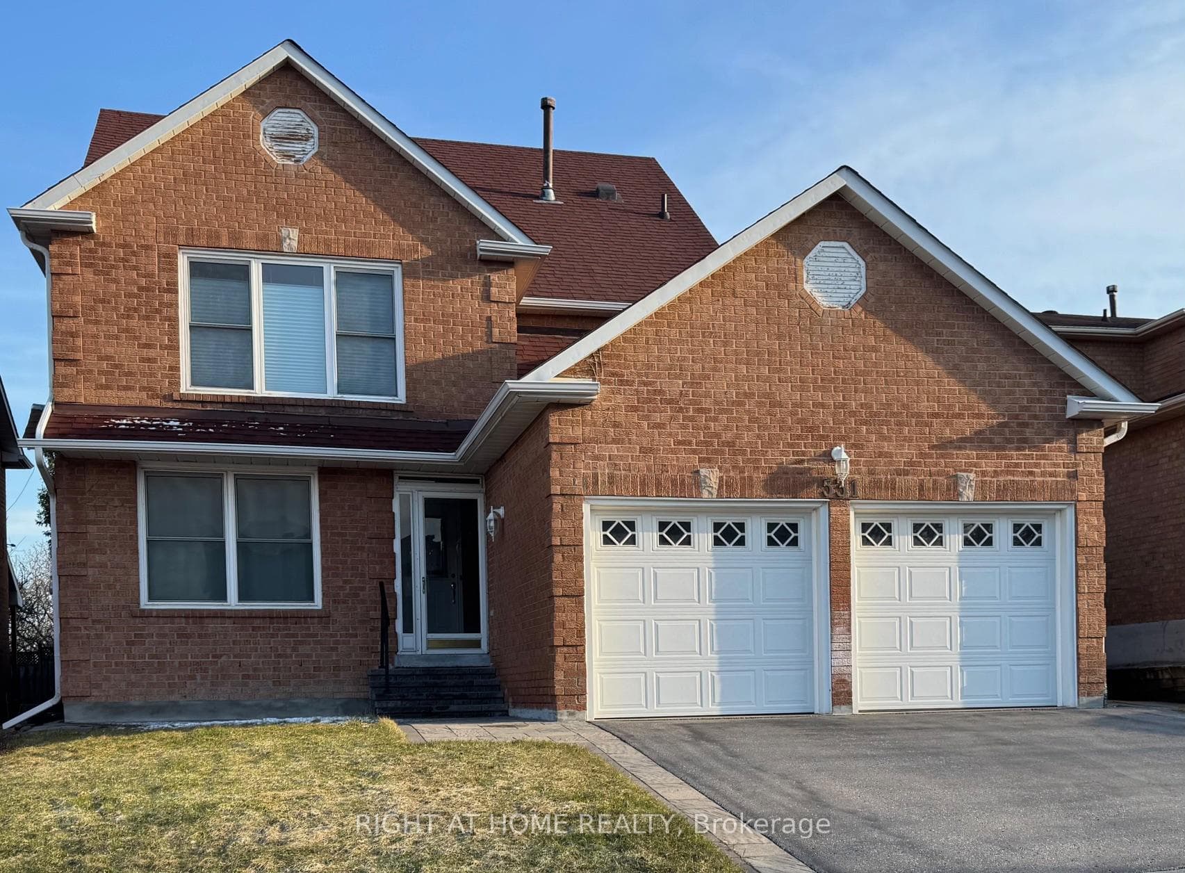 531 Steeple Hill, Pickering, ON L1V 5Z6 - Photo 1