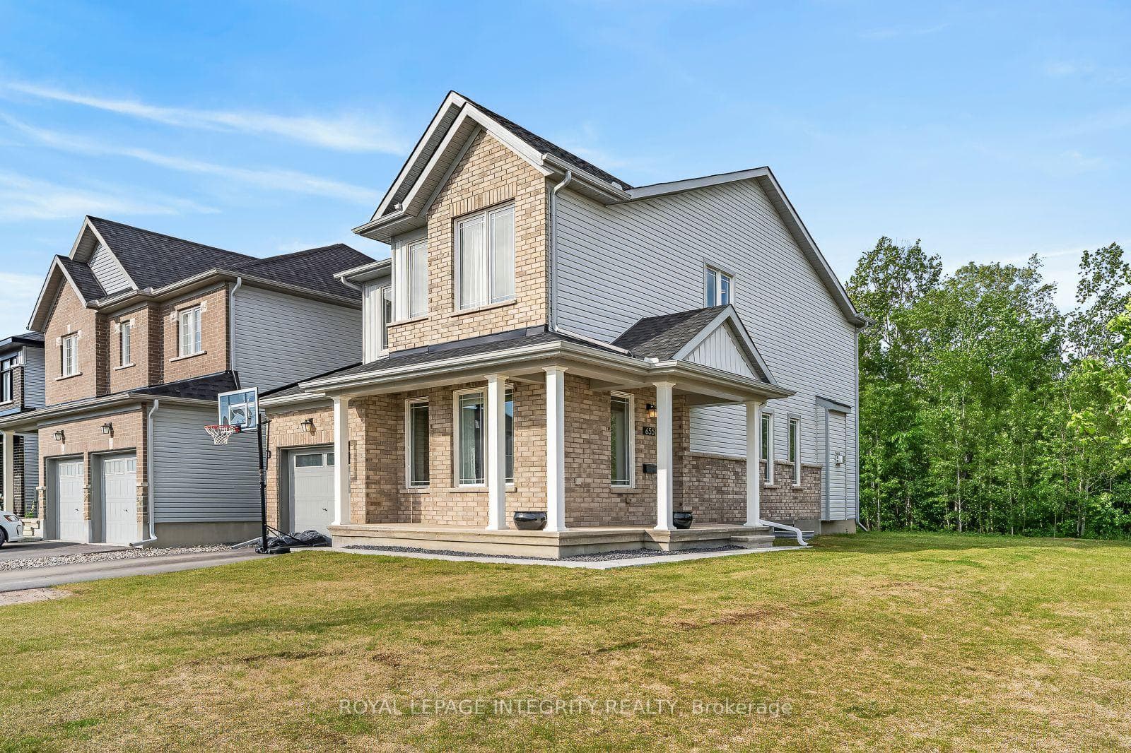 655 PERSIMMON Way, Orleans - Convent Glen and Area, ON K1W 0T2 - Photo 1