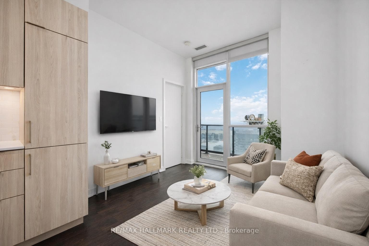 50 Ordnance Street Unit 3203, Downtown Toronto / Waterfront, ON M6K 0C9 - Photo 1