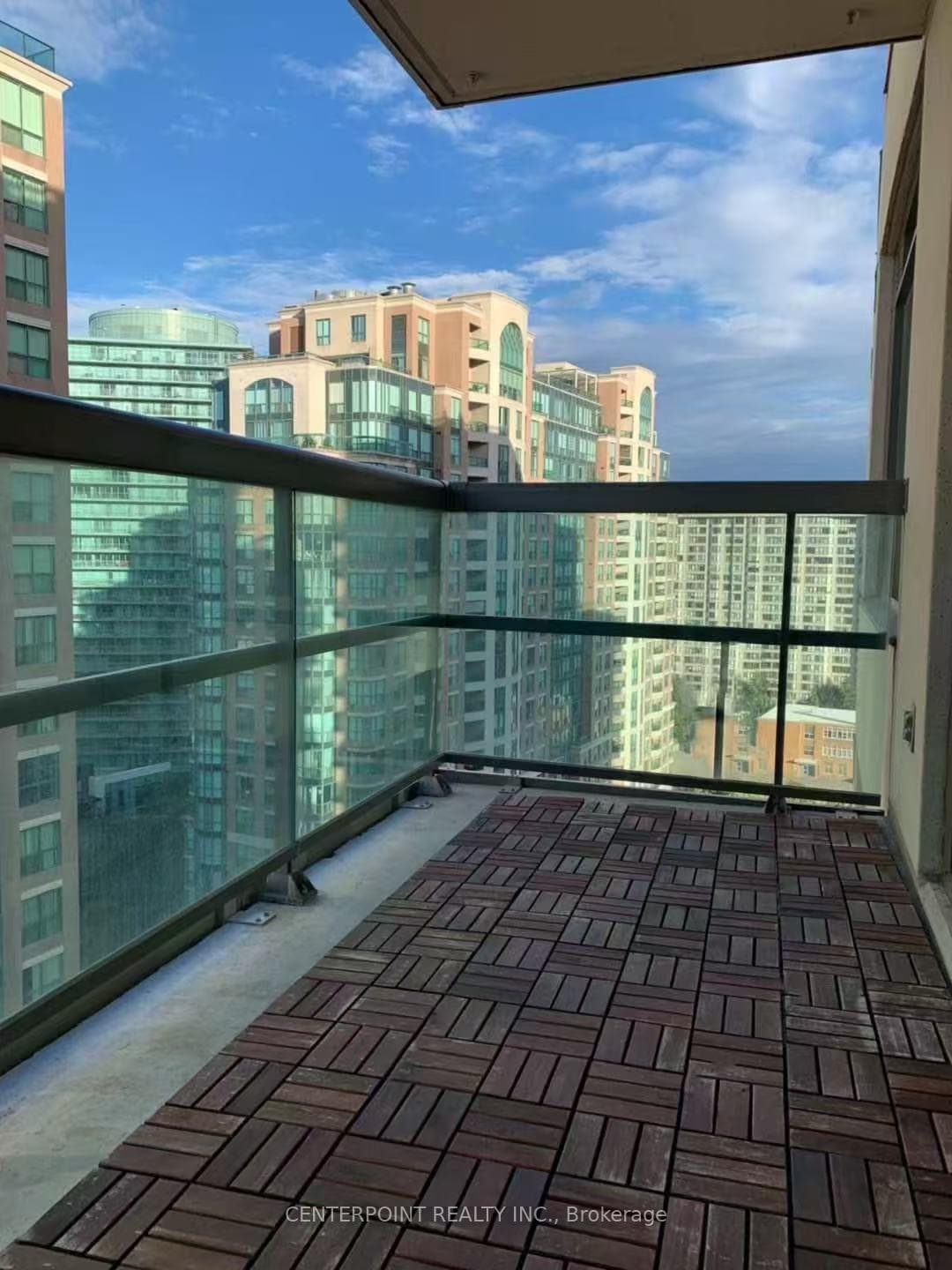 509 Beecroft Road Unit 1901, Toronto C07