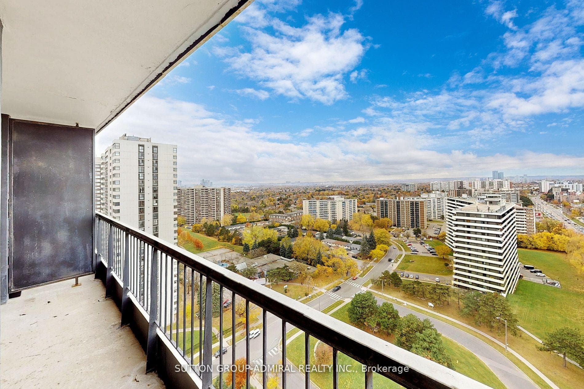 135 Antibes Drive Unit 2301, Thornhill / Willowdale, ON M2R 2Z1 - Photo 1