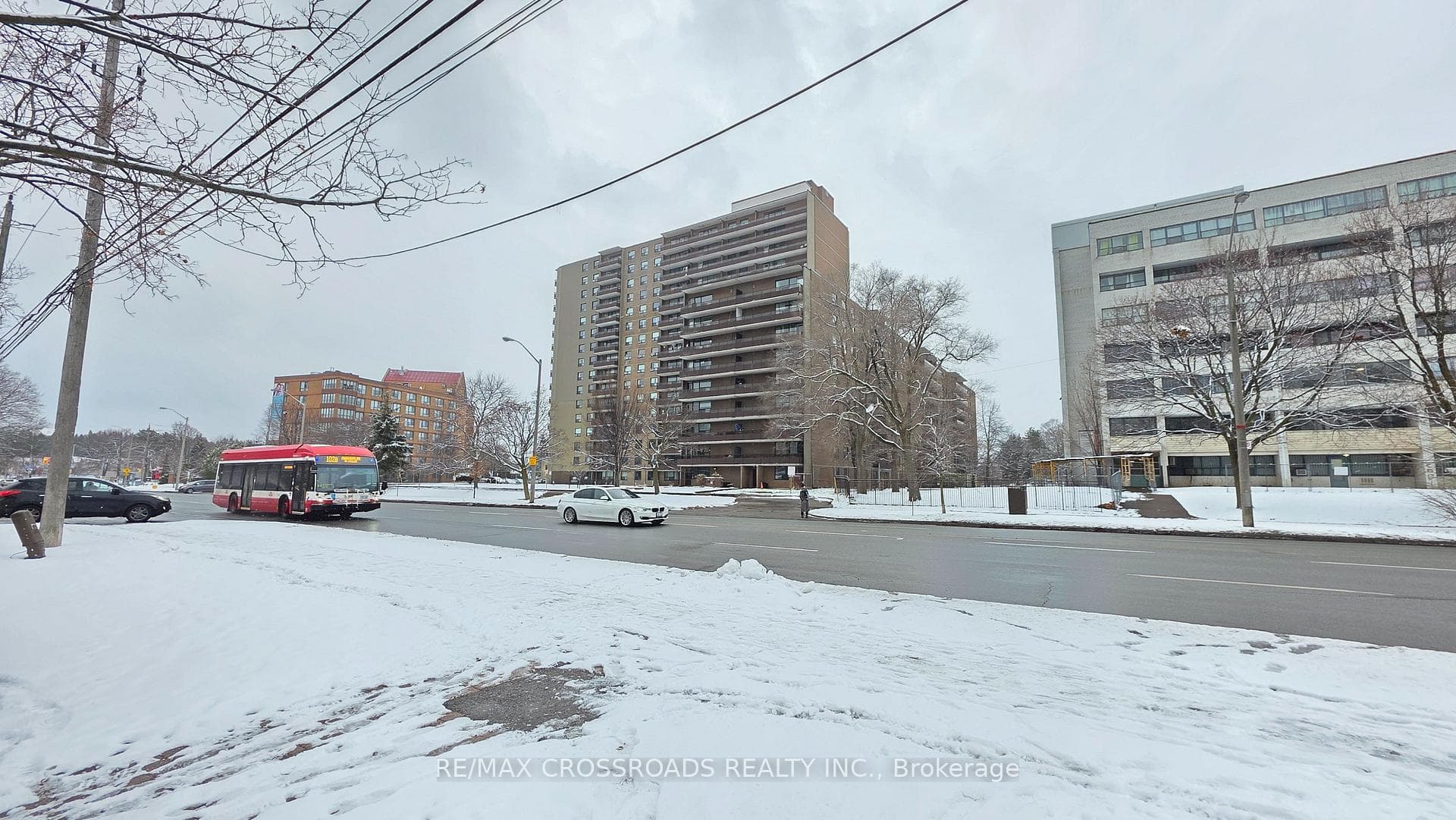 180 Markham Road Unit 921, Scarborough Town Centre, ON M1M 2Z9 - Photo 1