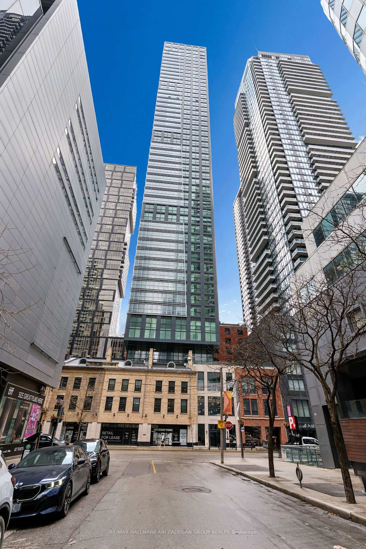 327 King Street Unit 1908, Toronto C01
