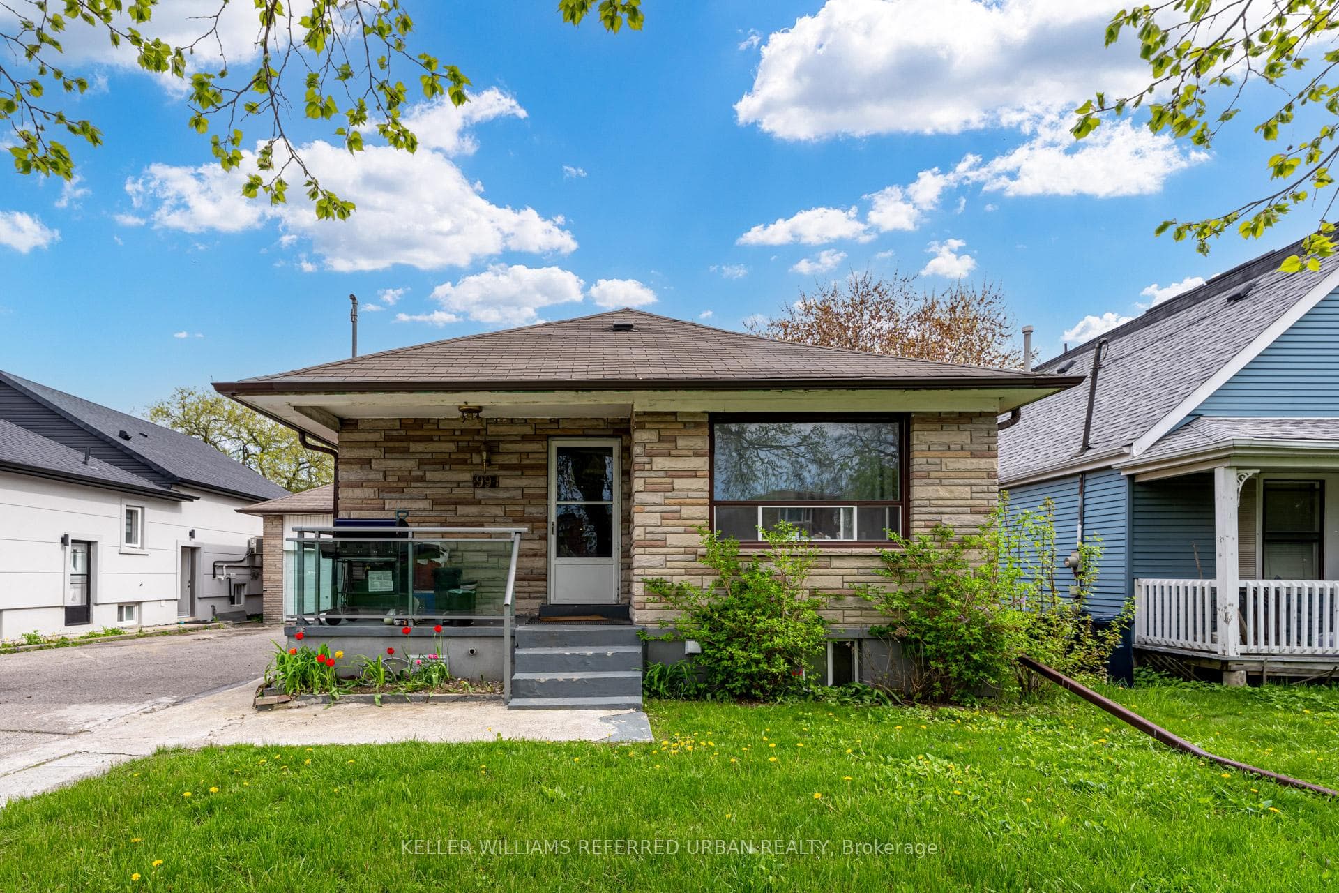 99 Hay Avenue Unit Main, Toronto W06