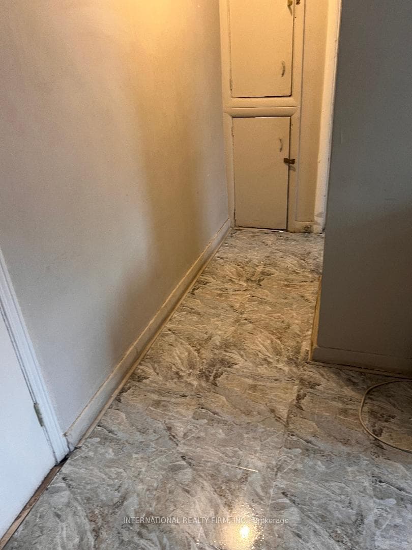 2034 WESTON Road Unit 1B, York / Weston, ON M9N 1X4 - Photo 1