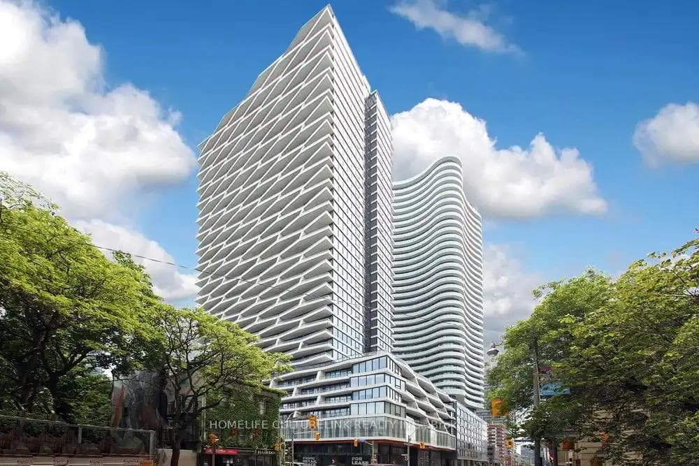 85 Wood Street Unit 718, Toronto C08