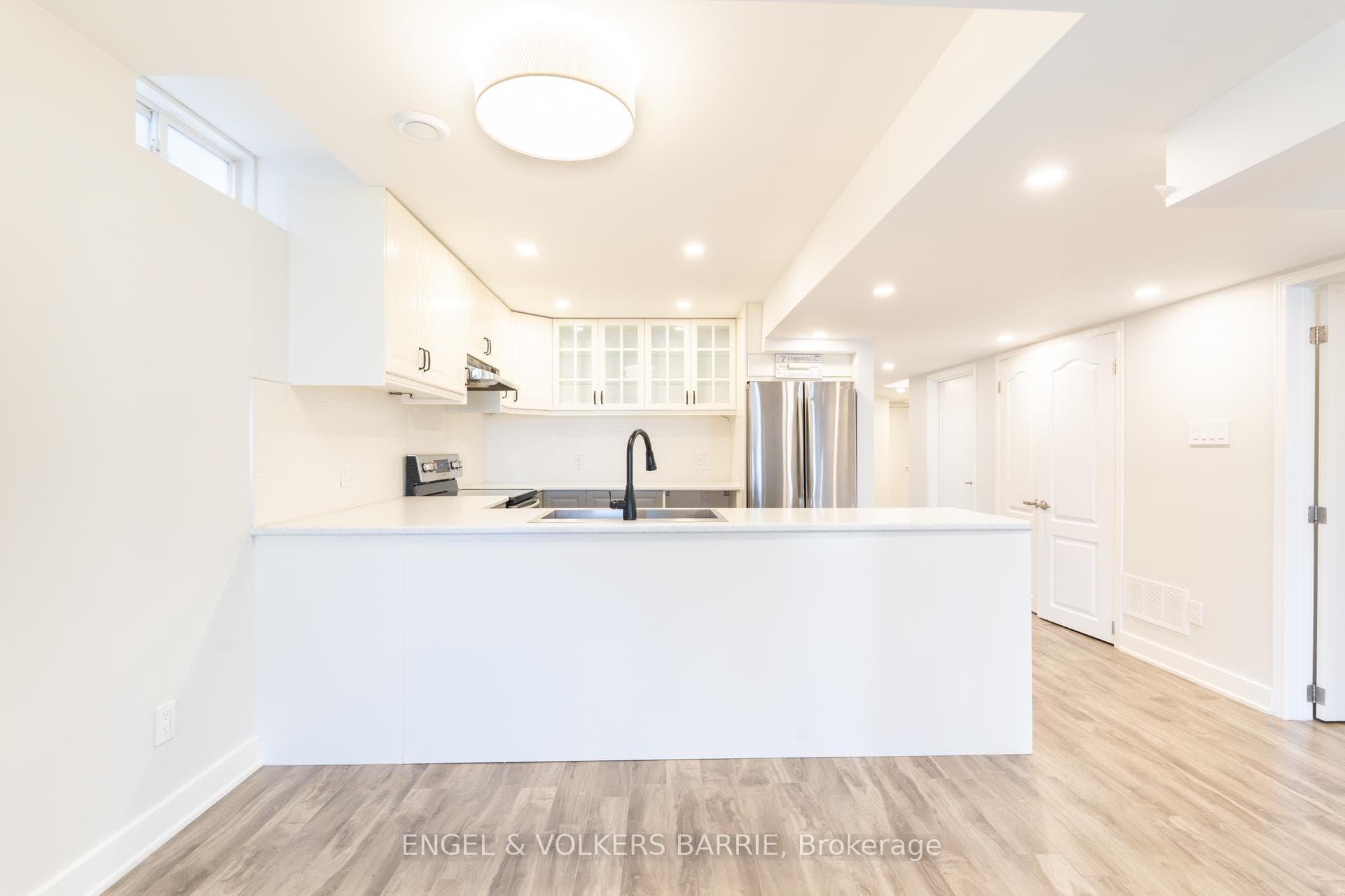 2148 Dale Road Unit Basemen, Innisfil, ON L9S 0H1 - Photo 1