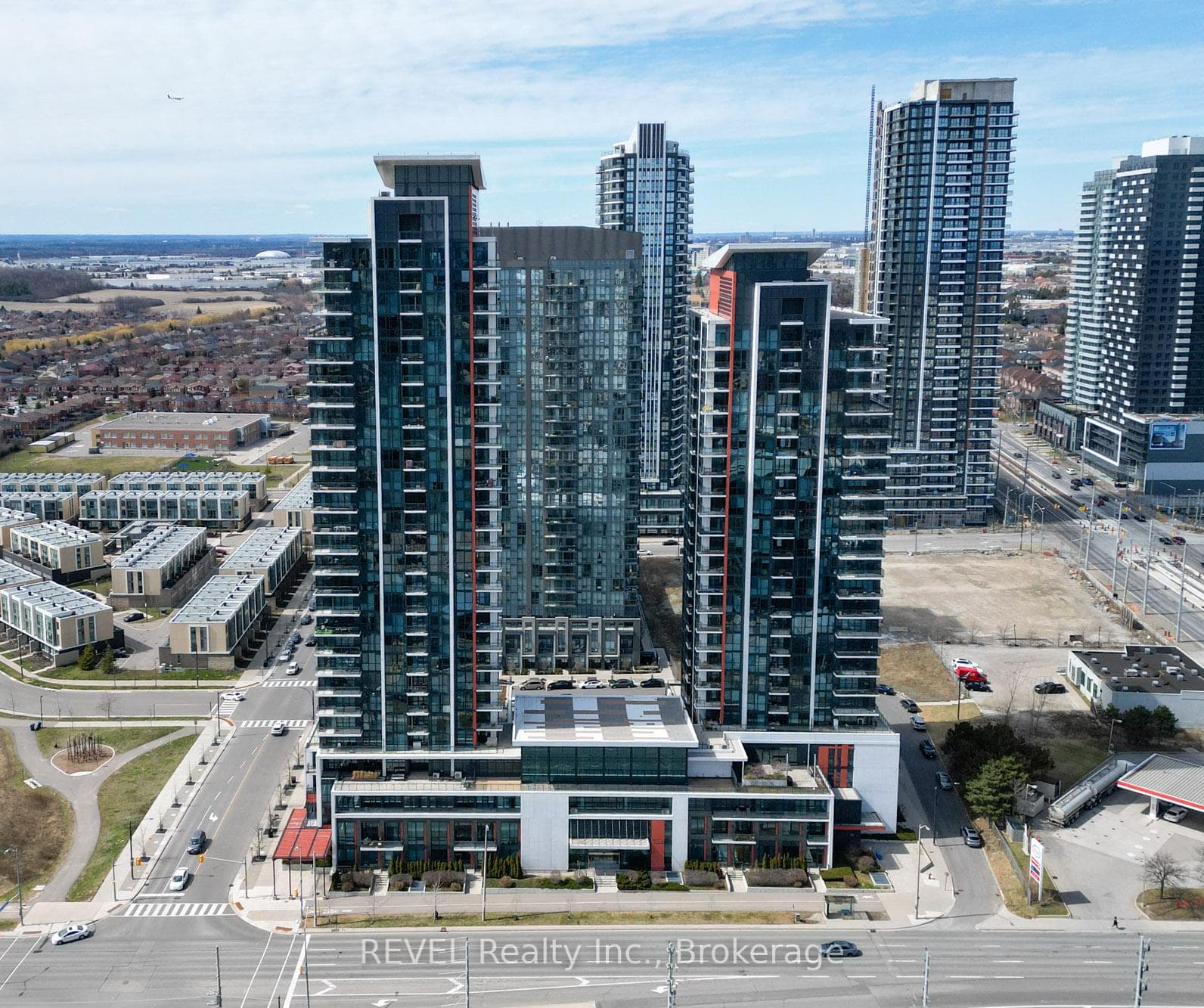 75 Eglinton Avenue Unit 310, Mississauga, ON L5R 0E5 - Photo 1