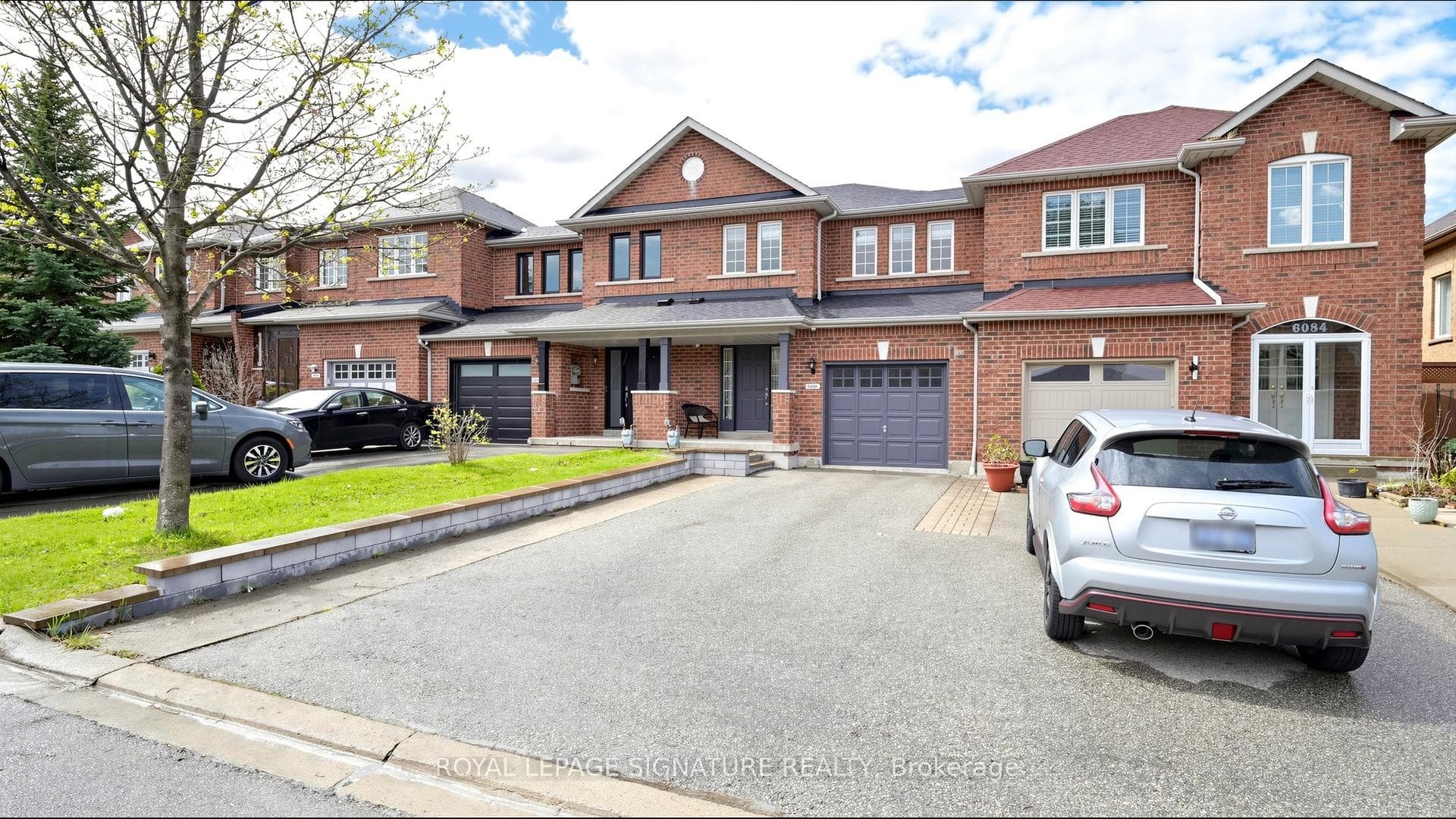 6086 Windfleet Crescent, Mississauga, ON L5V 2Z6 - Photo 1