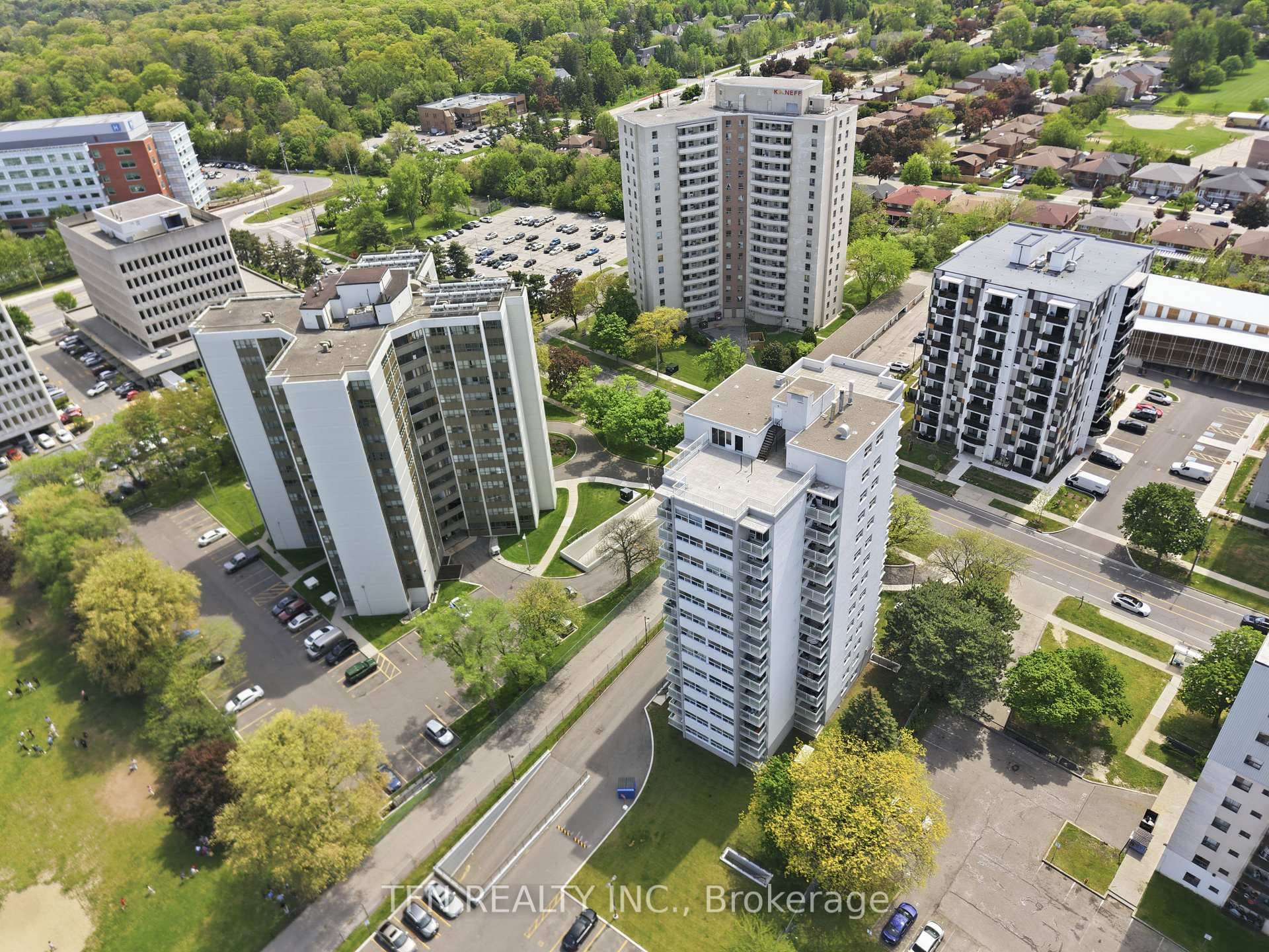 2345 Confederation Parkway Unit 1204, Mississauga, ON L5B 2H3 - Photo 1