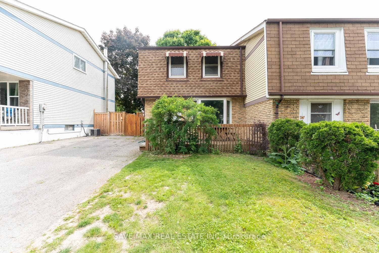 537 Lancelot Crescent, Oshawa