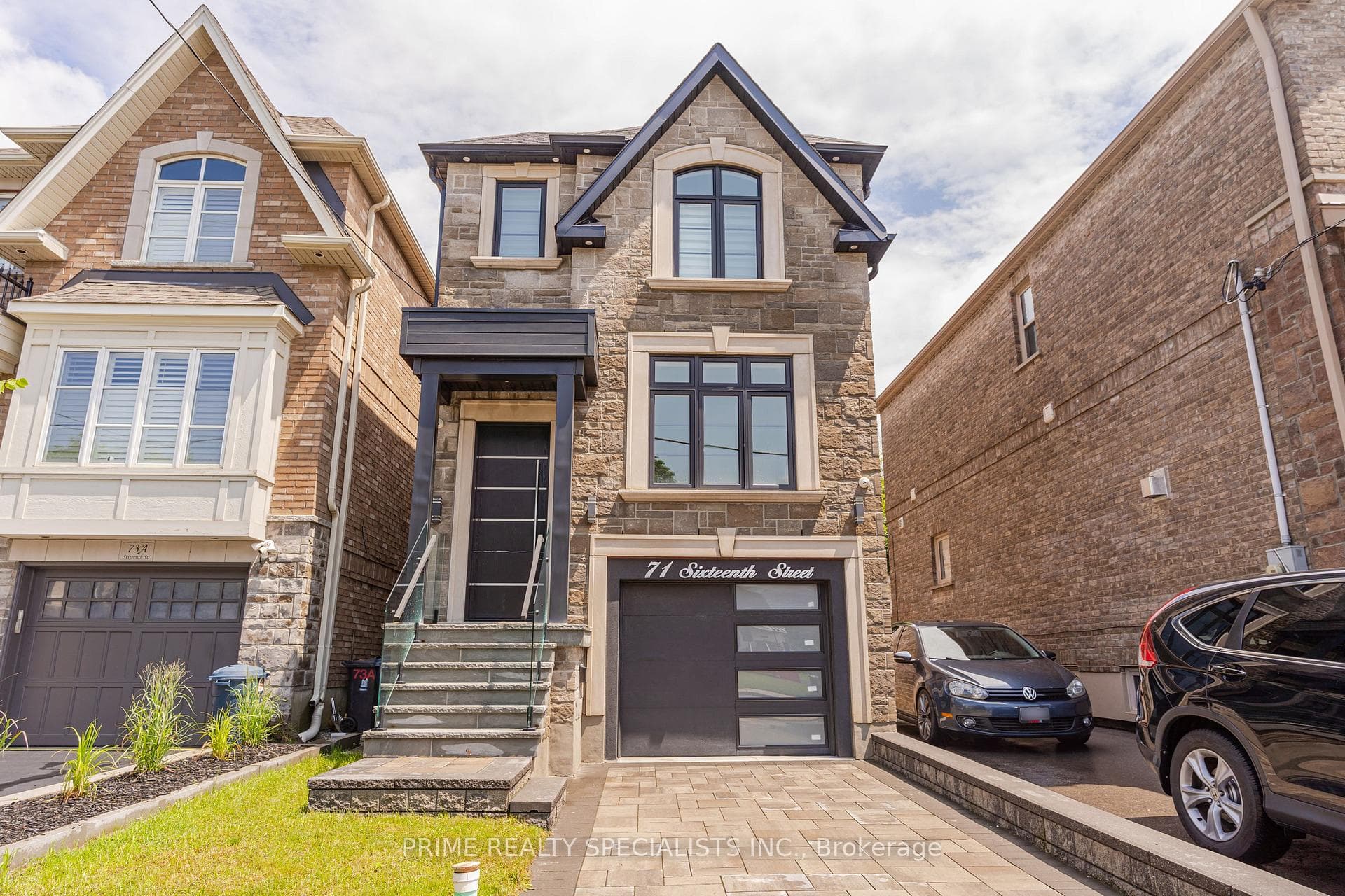 71 Sixteenth Street, Liberty Village / Parkdale / South Parkdale, ON M8V 3J9 - Photo 1