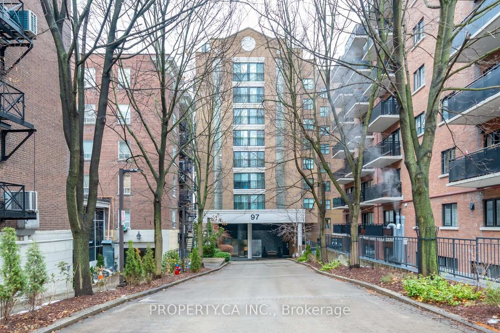 97 Lawton Boulevard Unit 202, Annex / Yorkville / Summerhill, ON M4V 1Z6 - Photo 1