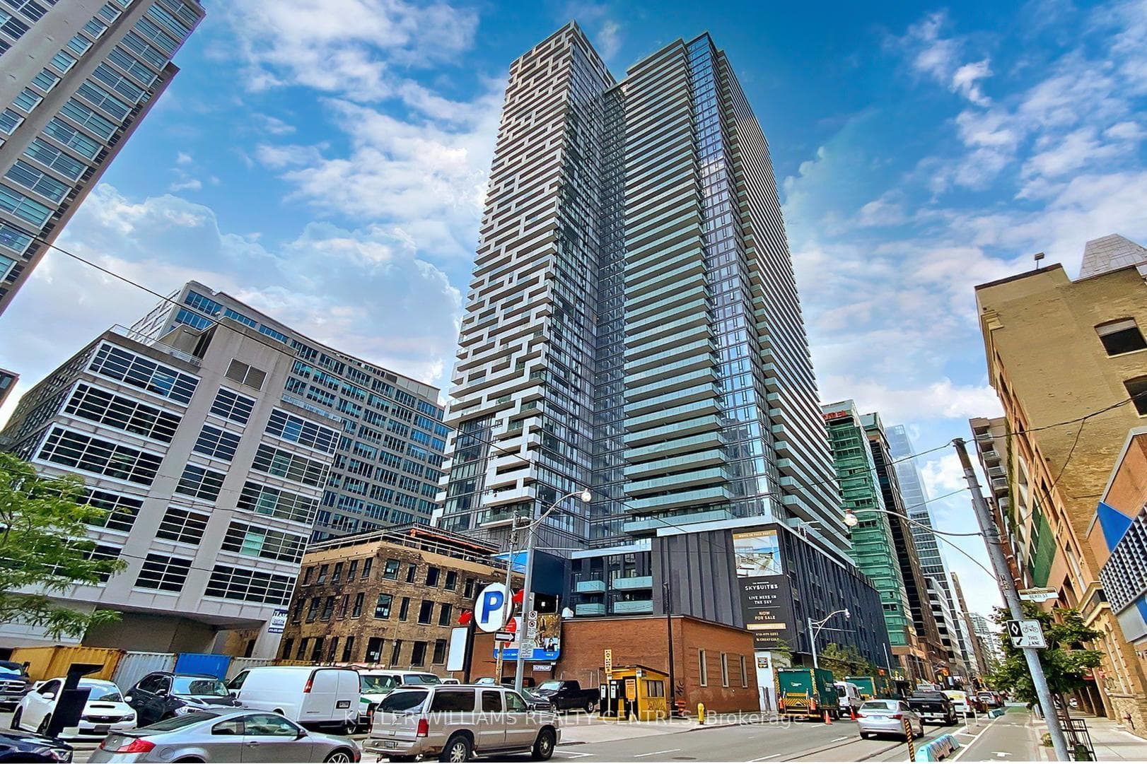 25 Richmond Street Unit 704, Regent Park / Cabbagetown / St. James Town, ON M5C 0A6 - Photo 1