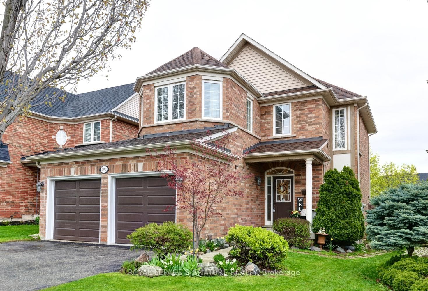 798 Spinning Wheel Crescent, Mississauga, ON L5W 1W4 - Photo 1