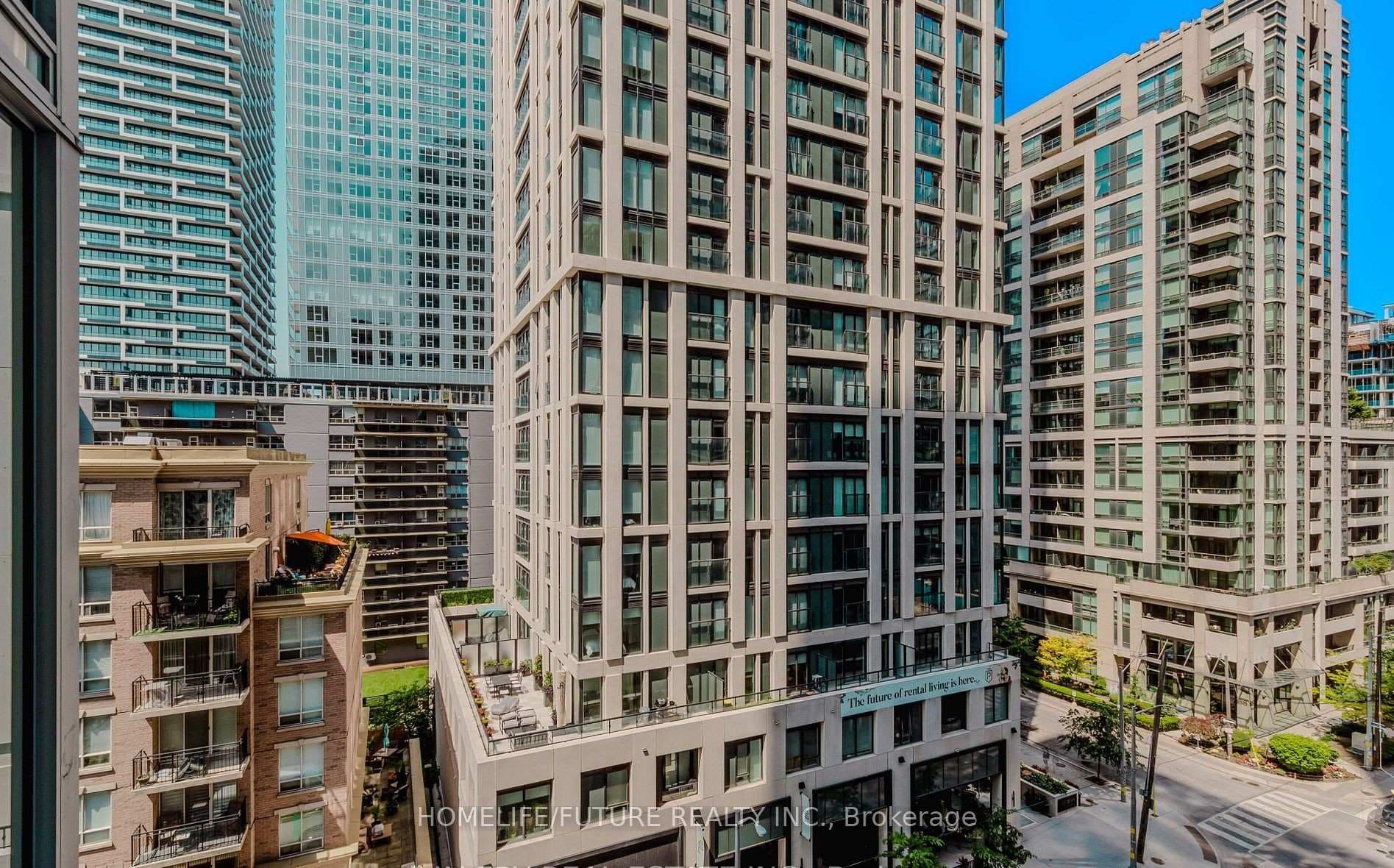195 Redpath Avenue Unit 2410, Leaside / Davisville, ON M4P 0E4 - Photo 1