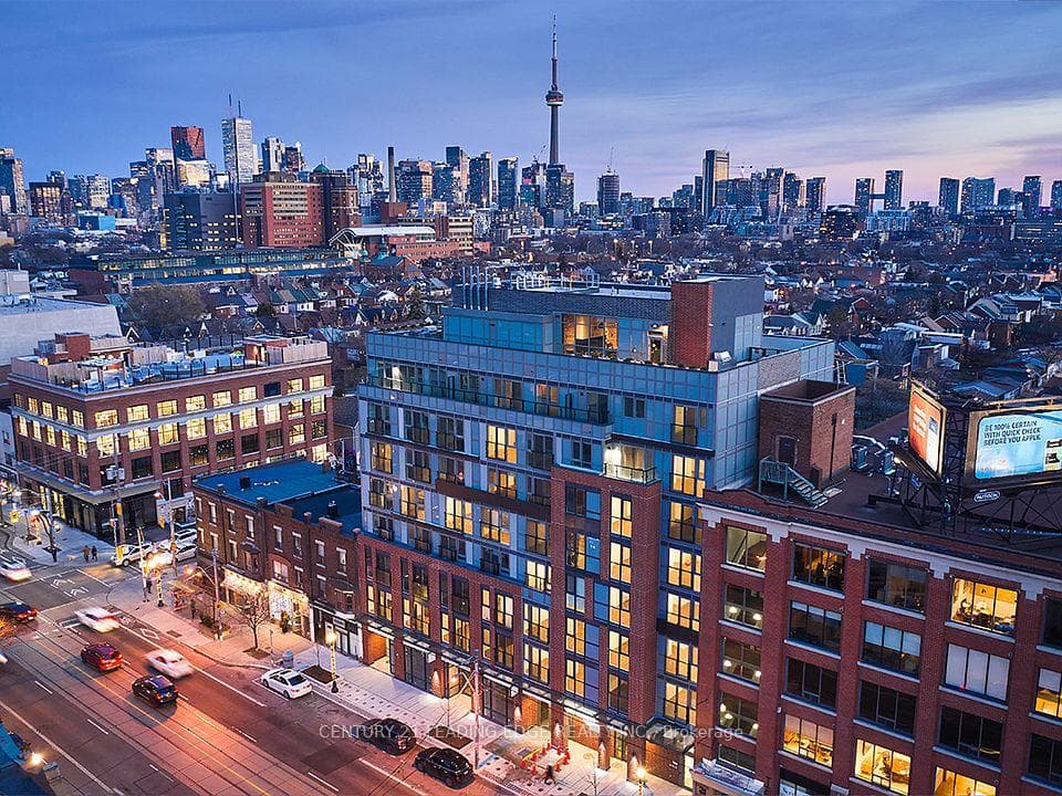 555 COLLEGE Street Unit 601, Downtown Toronto / Waterfront, ON M4G 0B1 - Photo 1