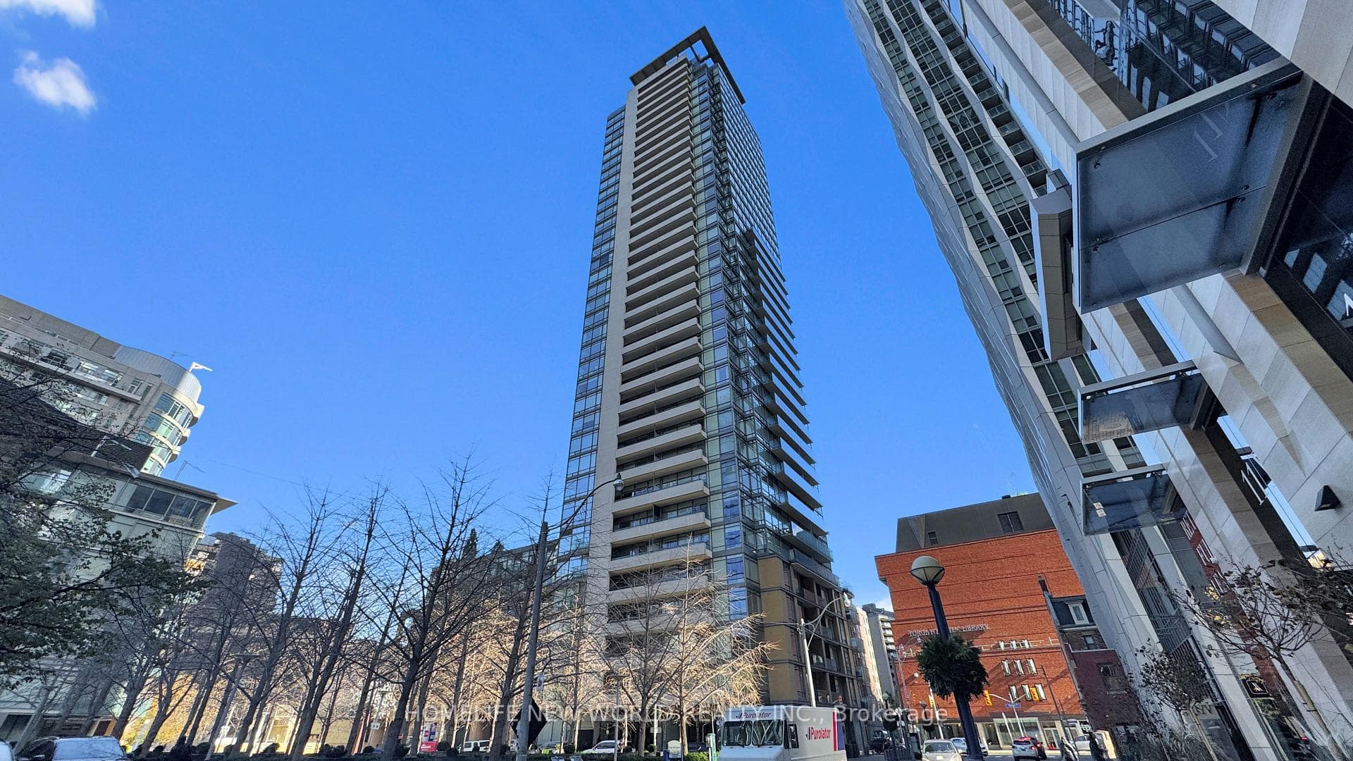 18 Yorkville Avenue Unit 312, Annex / Yorkville / Summerhill, ON M4W 3Y8 - Photo 1