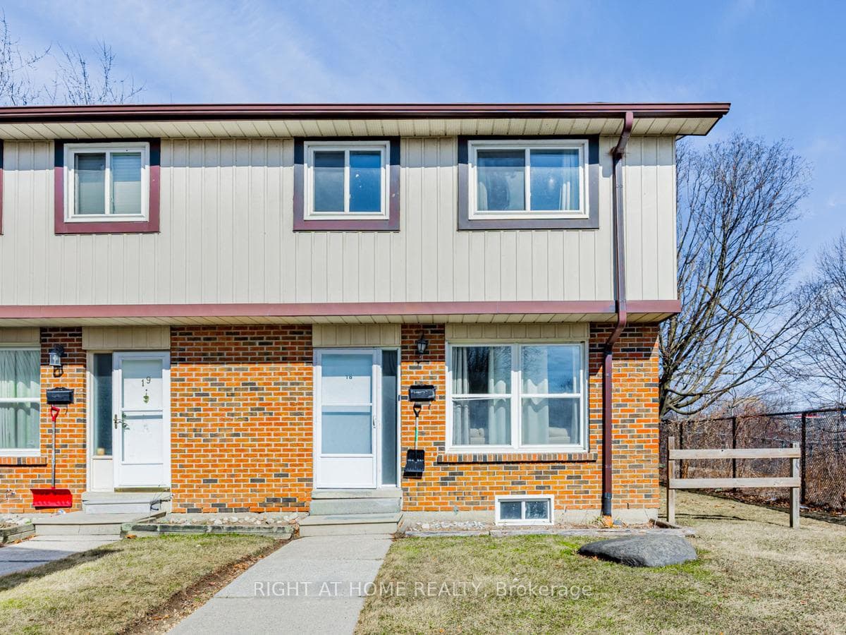 1230 Radom Street Unit 18, Pickering, ON L1W 3B8 - Photo 1