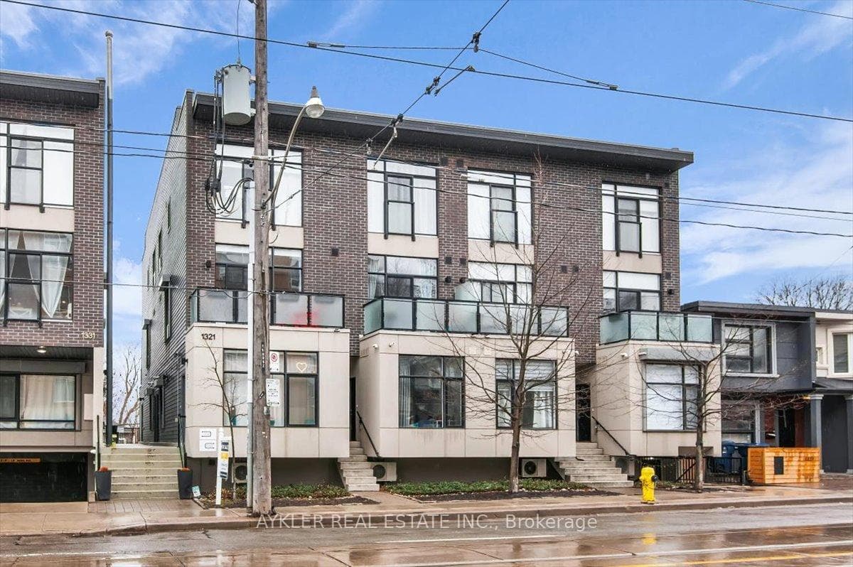 1321 Gerrard Street Unit 12, Toronto E01