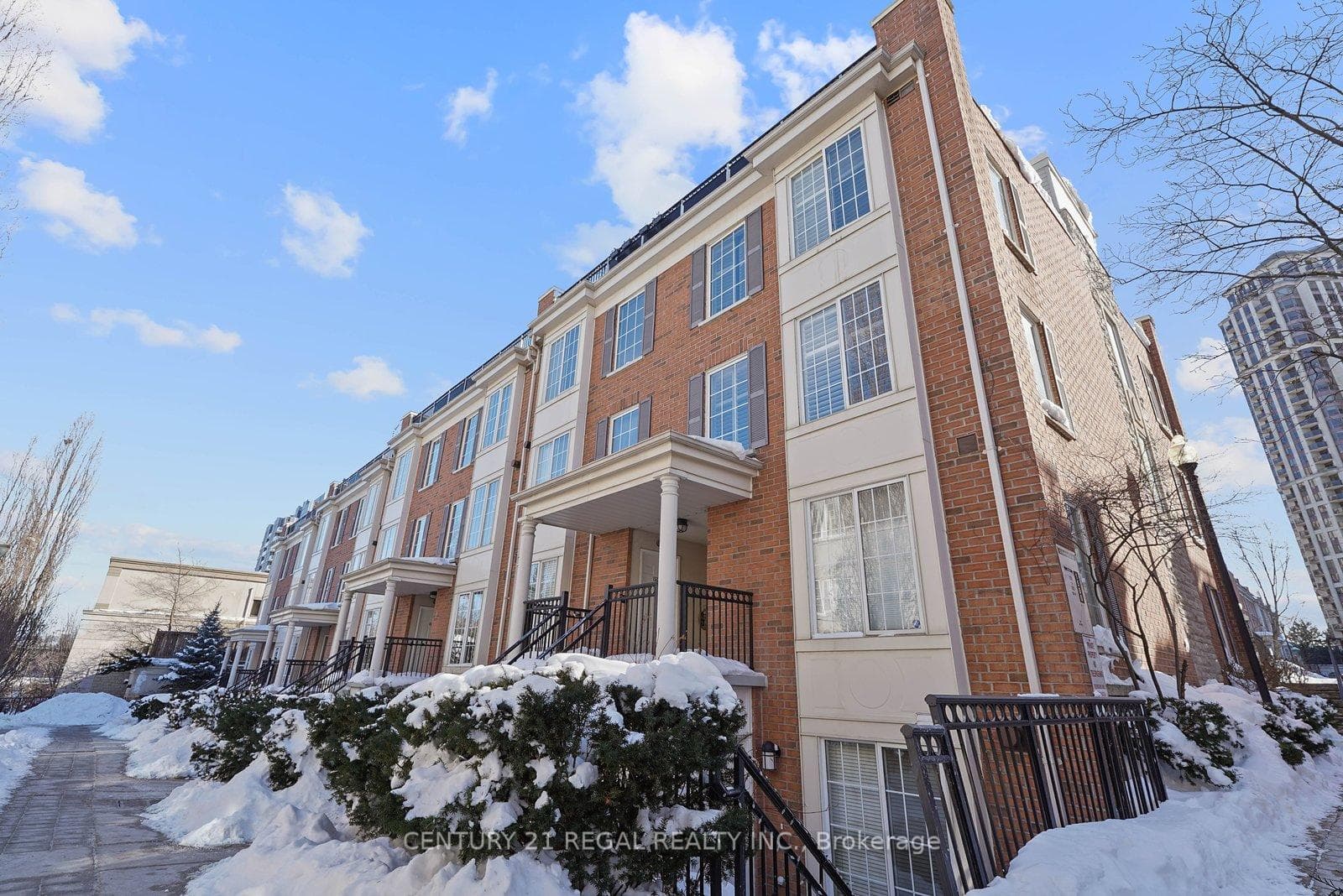 5 Everson Drive Unit 1505, Willowdale / Newtonbrook, ON M2N 7C3 - Photo 1