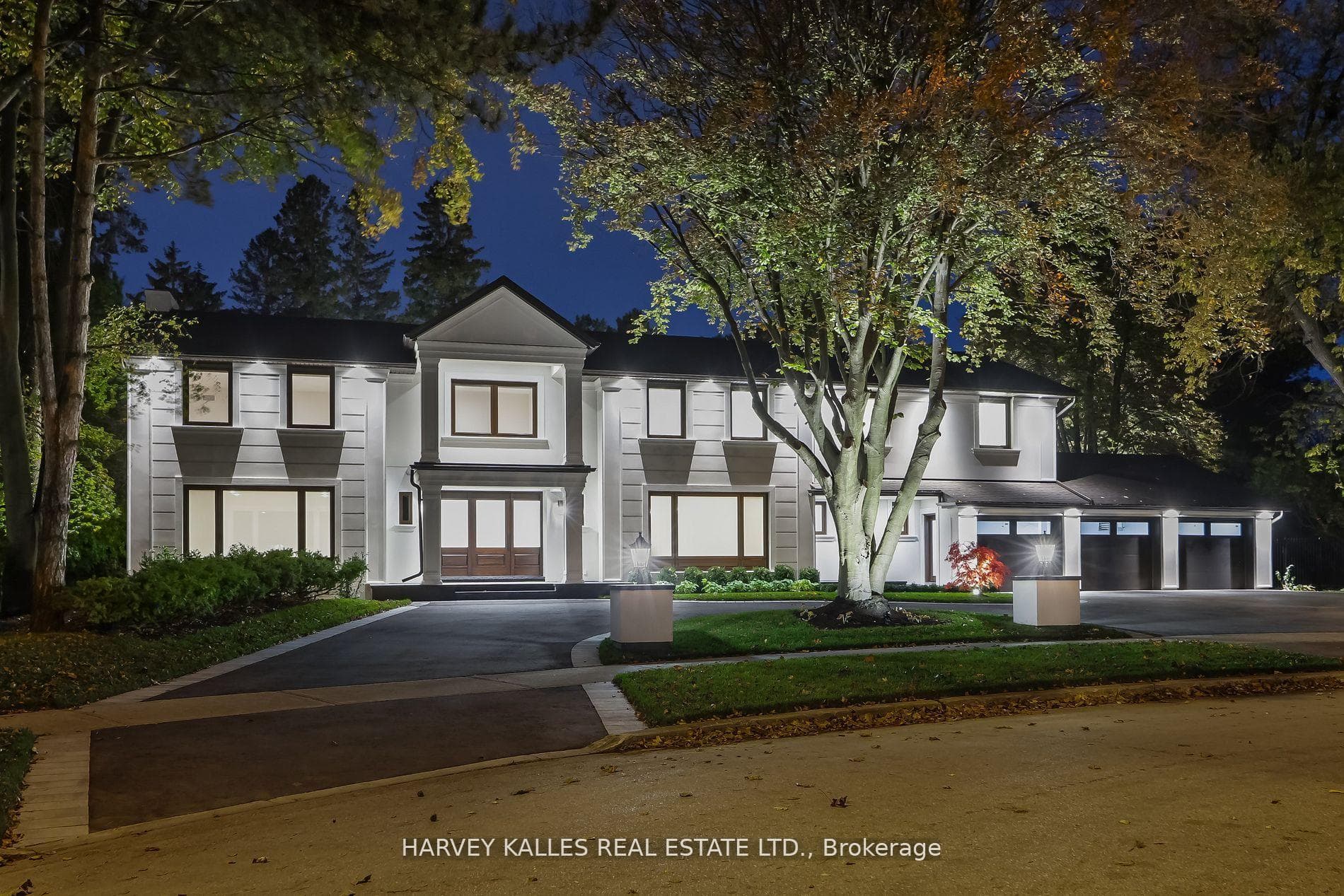 34 Fifeshire Road, Bridle Path / York Mills / Hoggs Hollow, ON M2L 2G6 - Photo 1