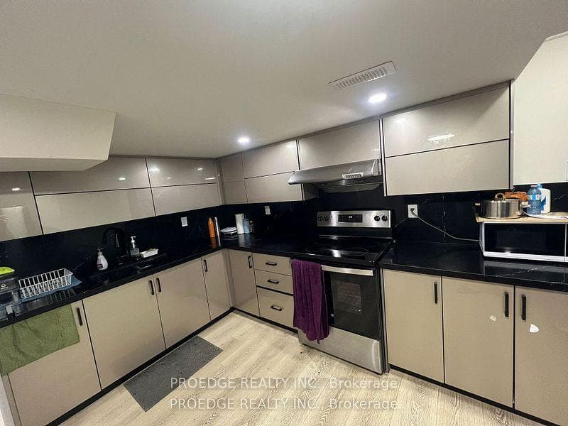 18 Fireside Drive Unit BSMT, Brampton, ON L7A 1P4 - Photo 1