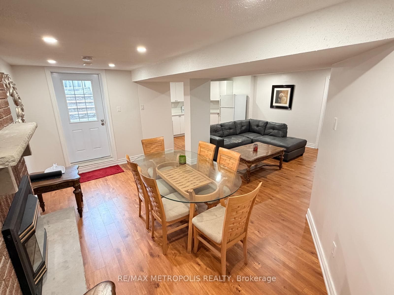 216 Gwendolyn Street Unit #Basement, Pickering, ON L1V 4N9 - Photo 1
