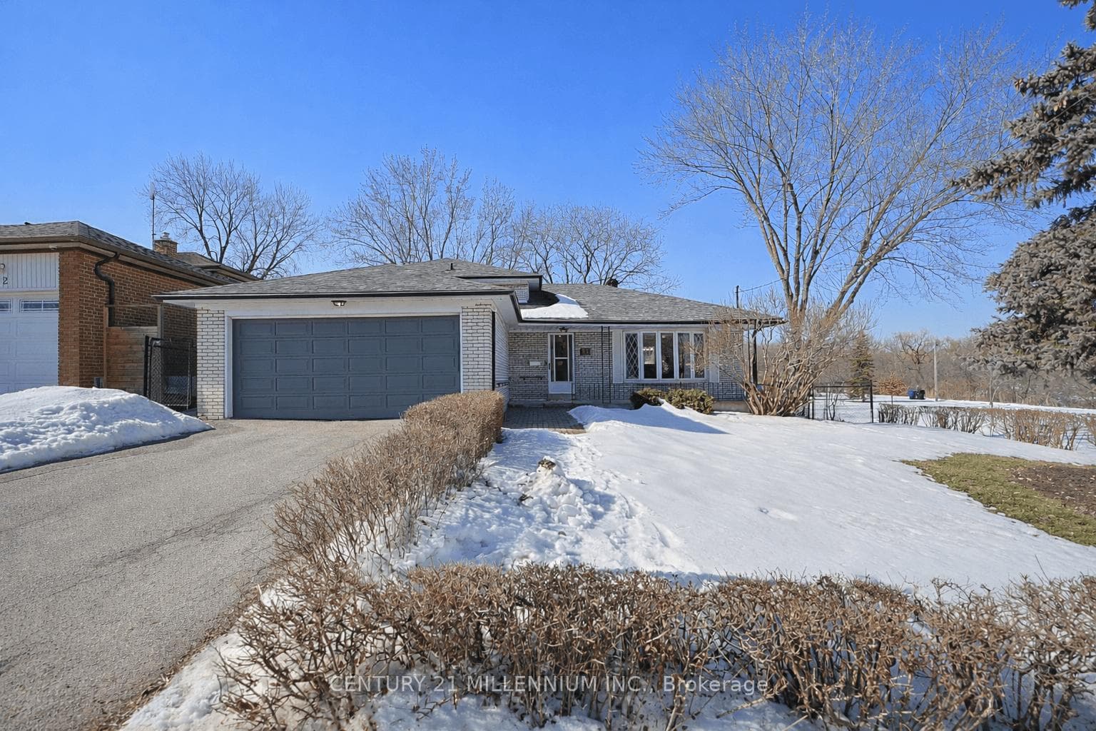 94 Norfield Crescent, Etobicoke (West Mall / Rexdale), ON M9W 1Y1 - Photo 1