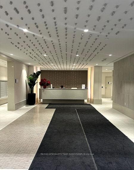 2020 Bathurst Street, Forest Hill / Deer Park, ON M5P 0A6 - Photo 1