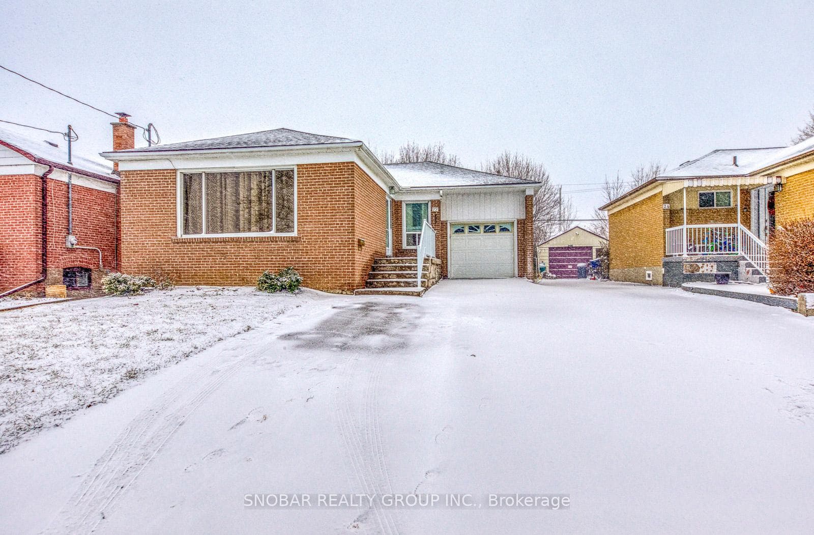 22 Coolhurst Drive, Etobicoke (West Mall / Rexdale), ON M9W 4A5 - Photo 1