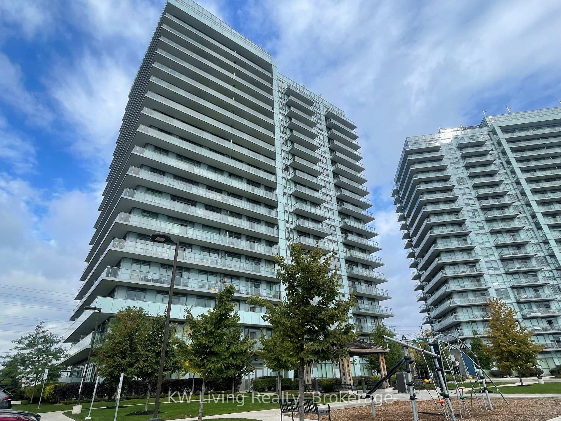 4677 Glen Erin Drive Unit 1801, Mississauga, ON L5M 2E3 - Photo 1