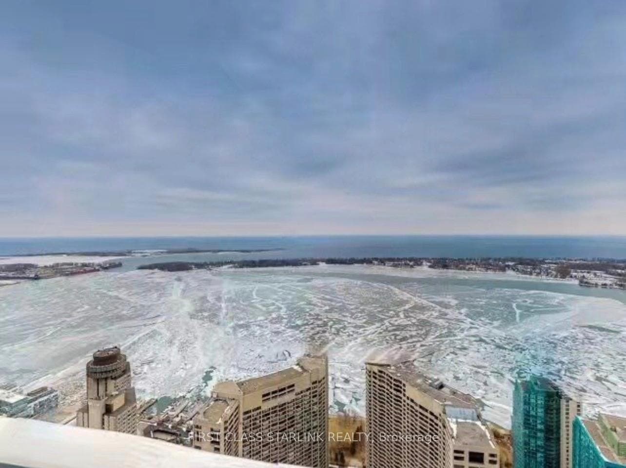 88 Harbour Street Unit 6708, Toronto C01