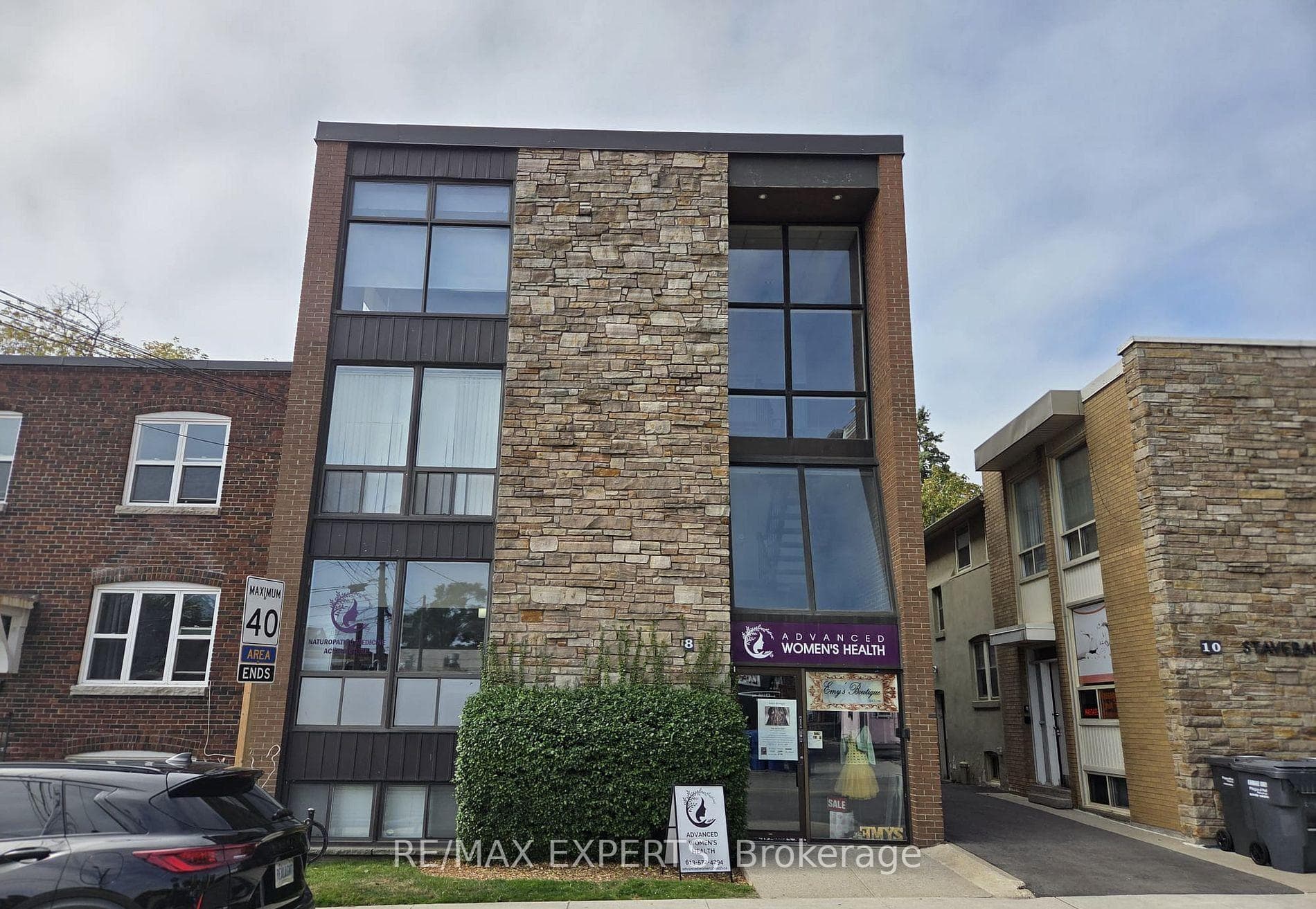 8 Stavebank Road Unit 401, Mississauga, ON L5G 2T4 - Photo 1