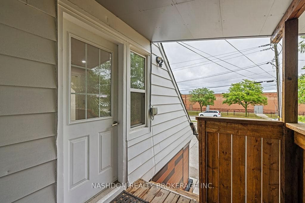 2015 Leighland Road Unit 3, Burlington, ON L7R 3S9 - Photo 1