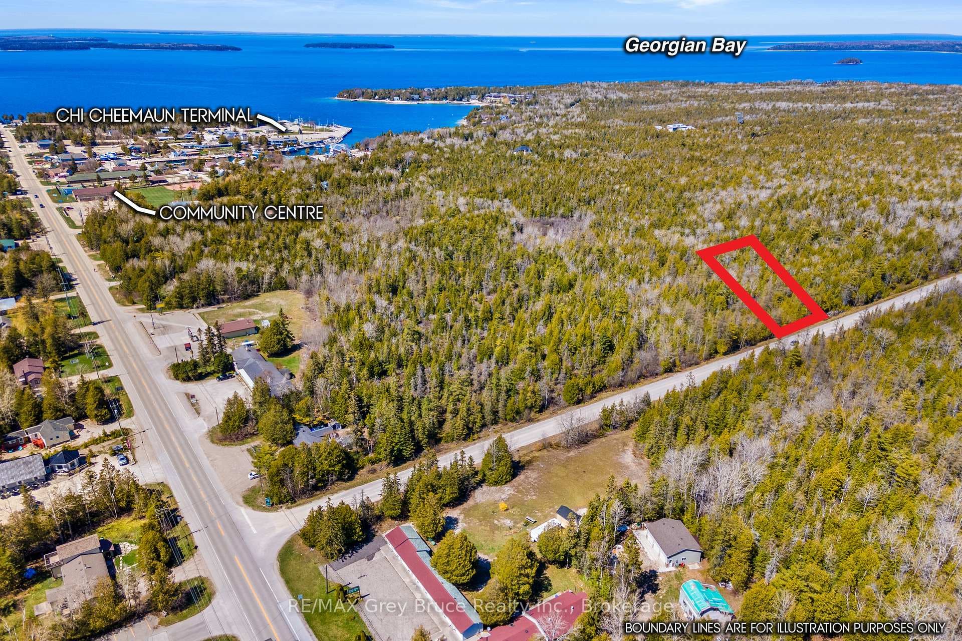 Close to the Bruce Trail, amenities & recreation