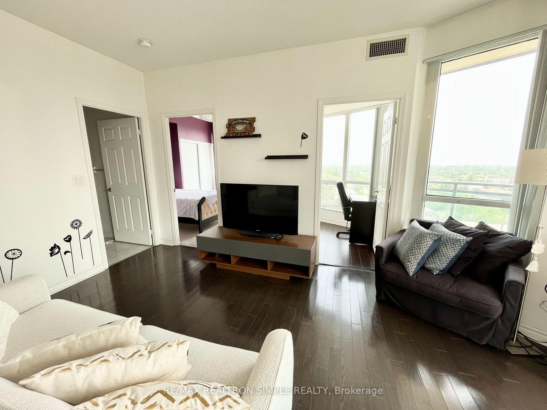 18 Holmes Avenue Unit 1303, Toronto C14