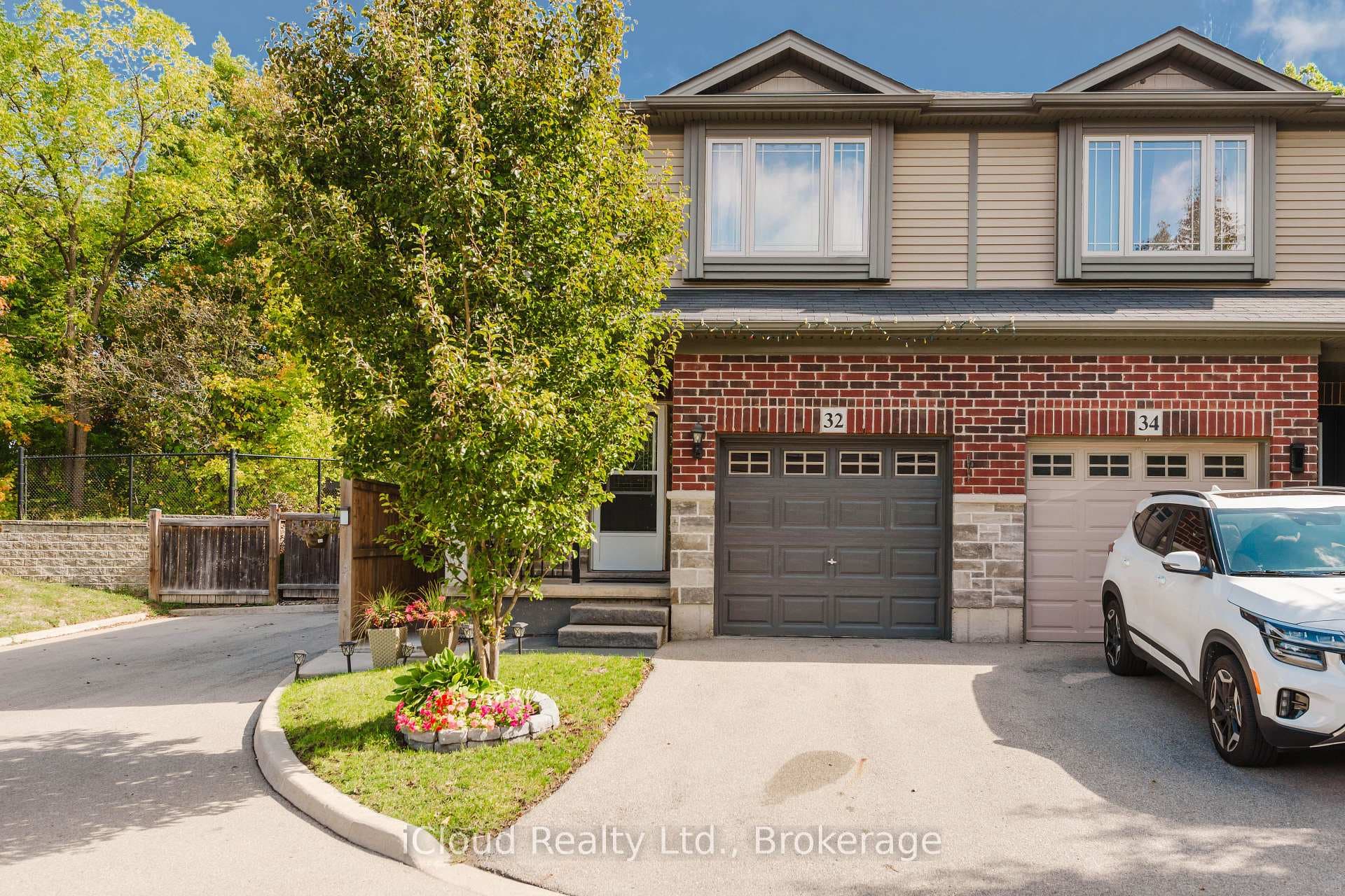 32 Rolling Lane, Hamilton, ON L8K 0A1 - Photo 1