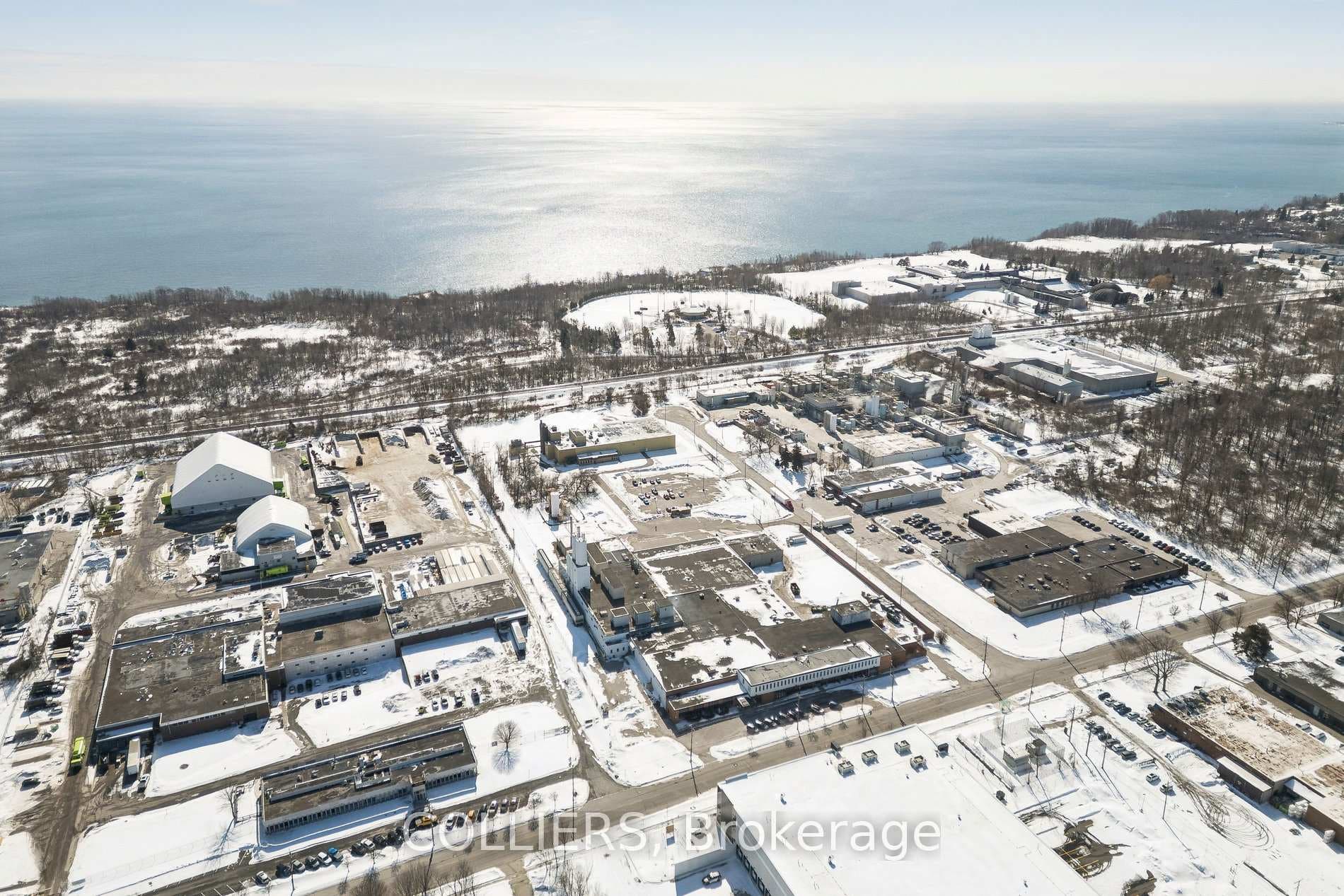 595* Coronation Drive, Rouge / Port Union / Malvern, ON M1E 2K4 - Photo 1