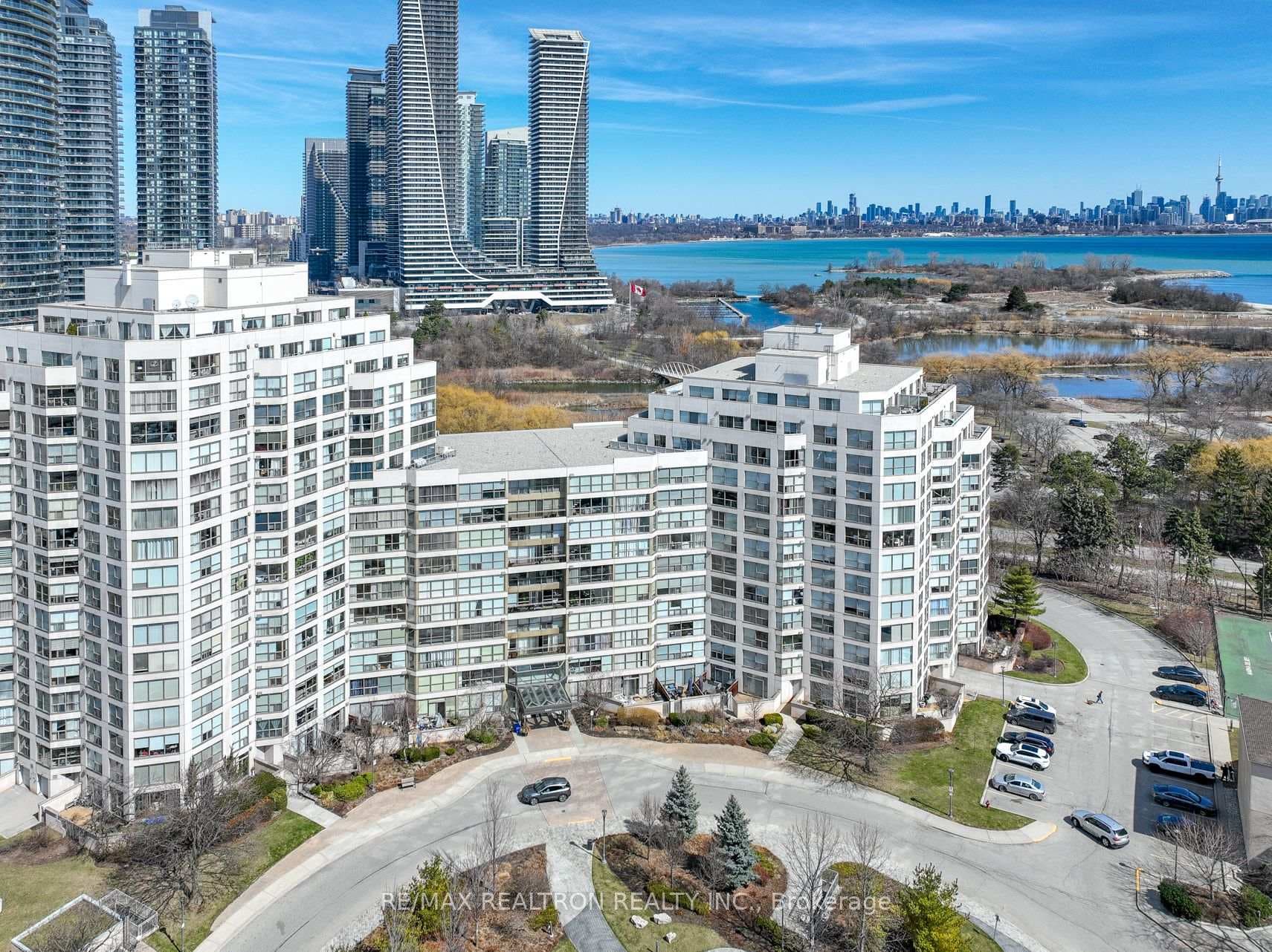 2261 Lake Shore Boulevard Unit 1012, Toronto W06