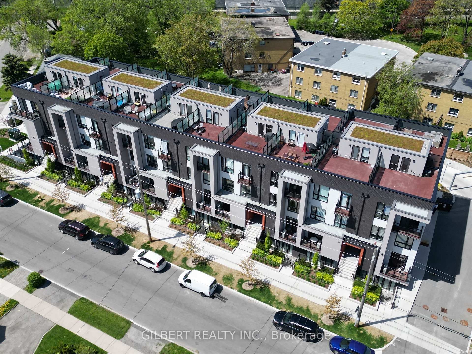 #10 Marquette Avenue Unit 10, Lawrence Park / Bedford Park, ON M6A 0E1 - Photo 1