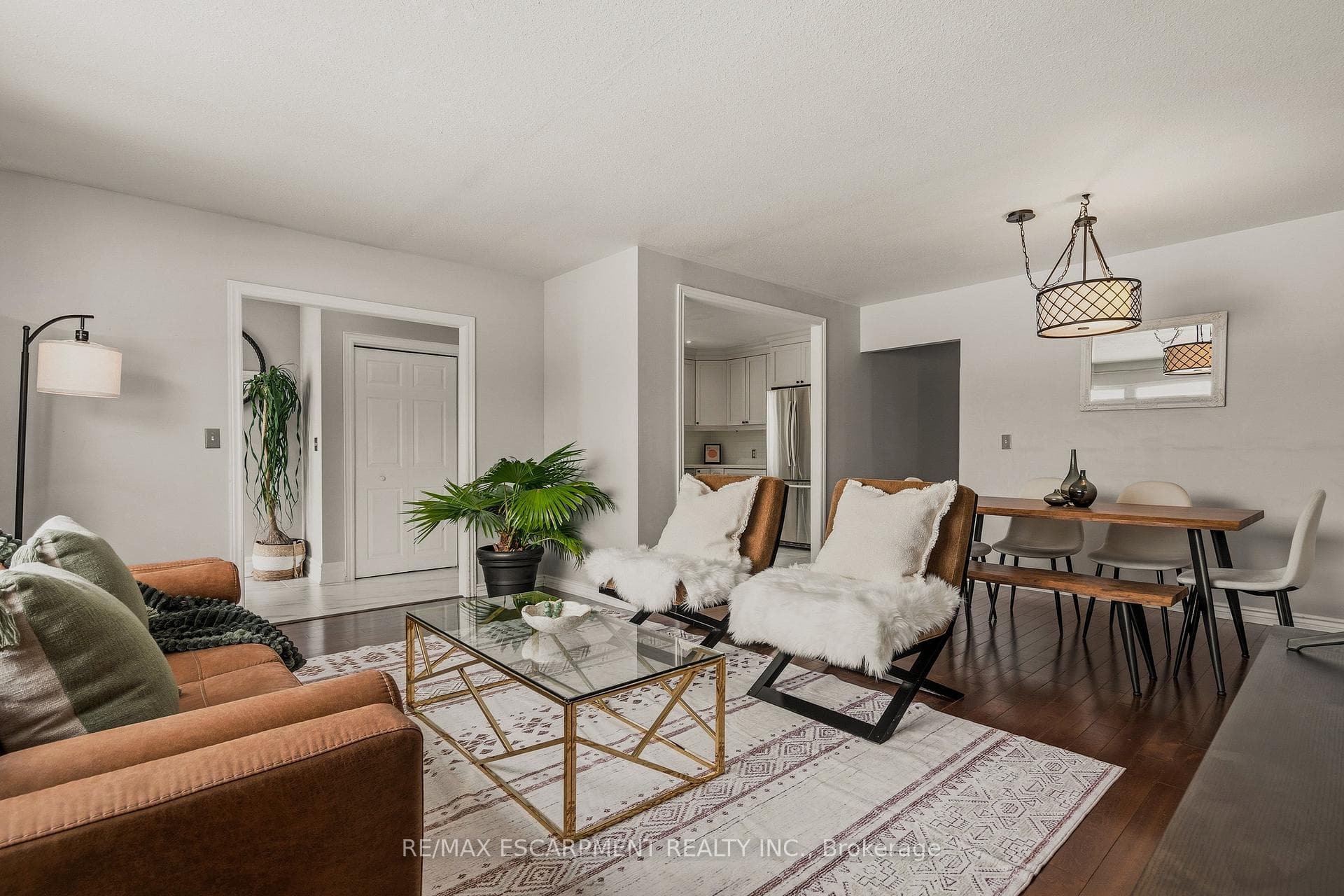 777 Hillcrest Road, Pickering, ON L1W 2P5 - Photo 1